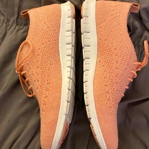 Cole Haan ✨ like new! “Zerogrand Wool Wingtip”